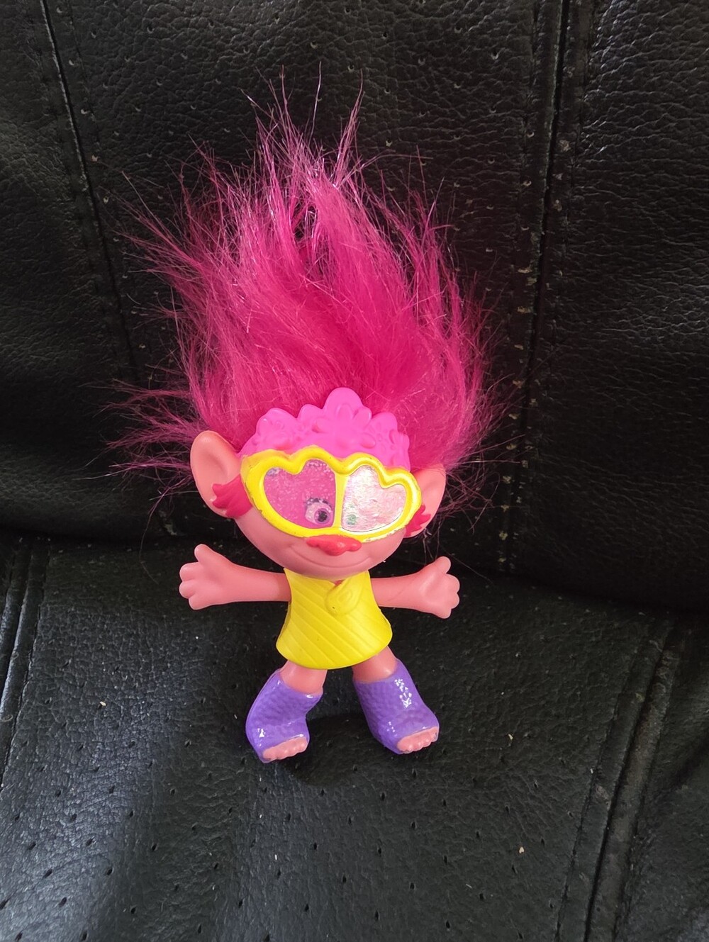 Trolls World Tour McDonald’s Happy Meal Toy #1 PARTY POPPY 2020